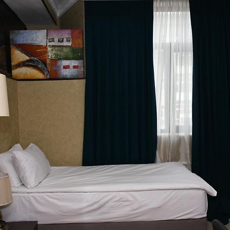 Square Baku Hotel Екстер'єр фото