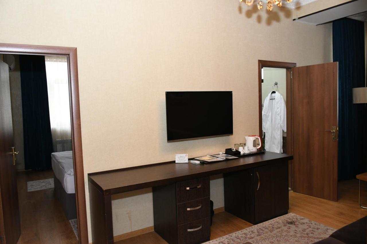 Square Baku Hotel Екстер'єр фото