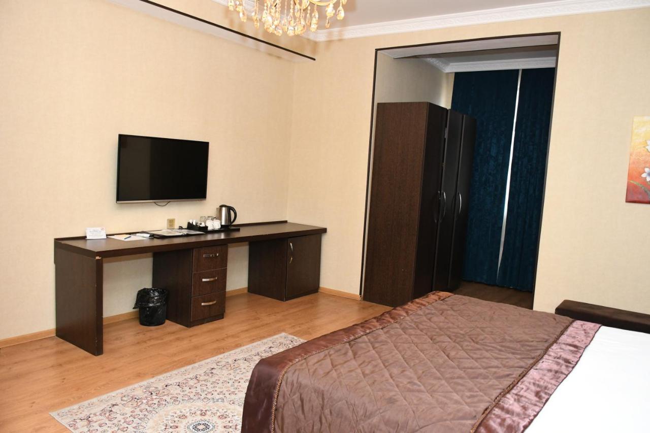 Square Baku Hotel Екстер'єр фото
