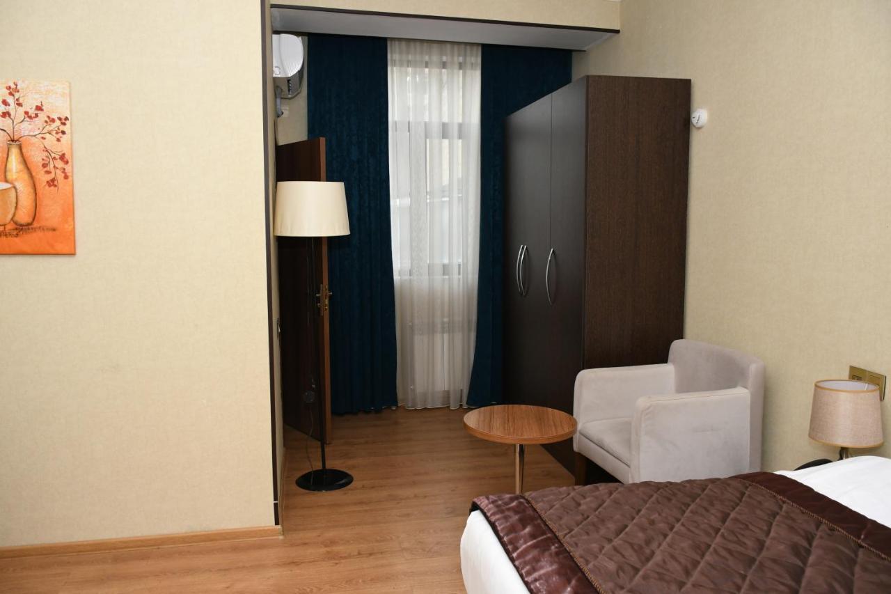 Square Baku Hotel Екстер'єр фото