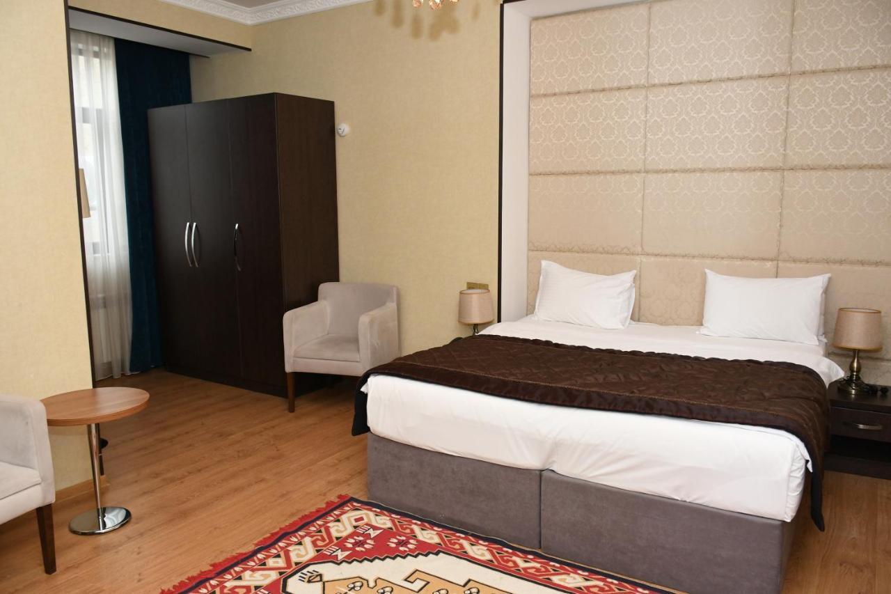 Square Baku Hotel Екстер'єр фото