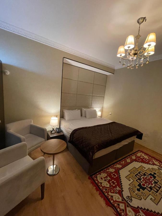 Square Baku Hotel Екстер'єр фото