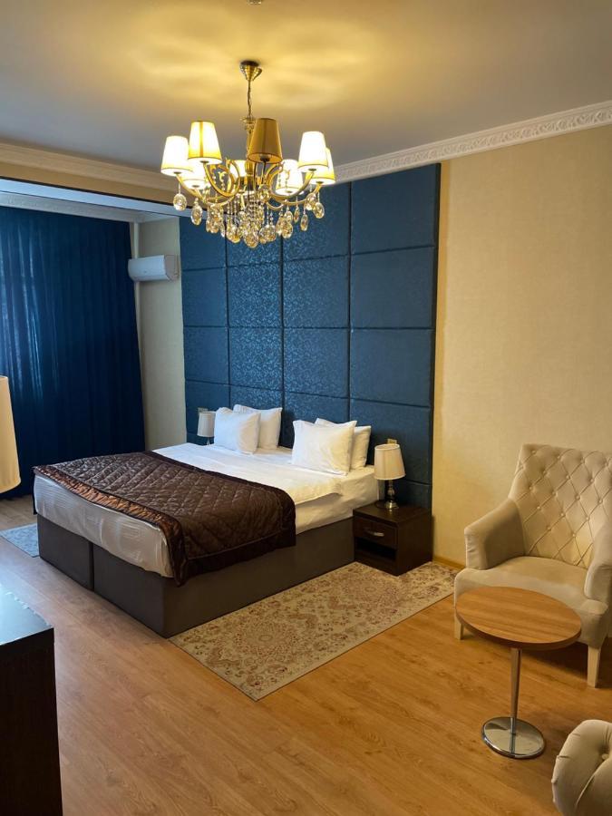 Square Baku Hotel Екстер'єр фото