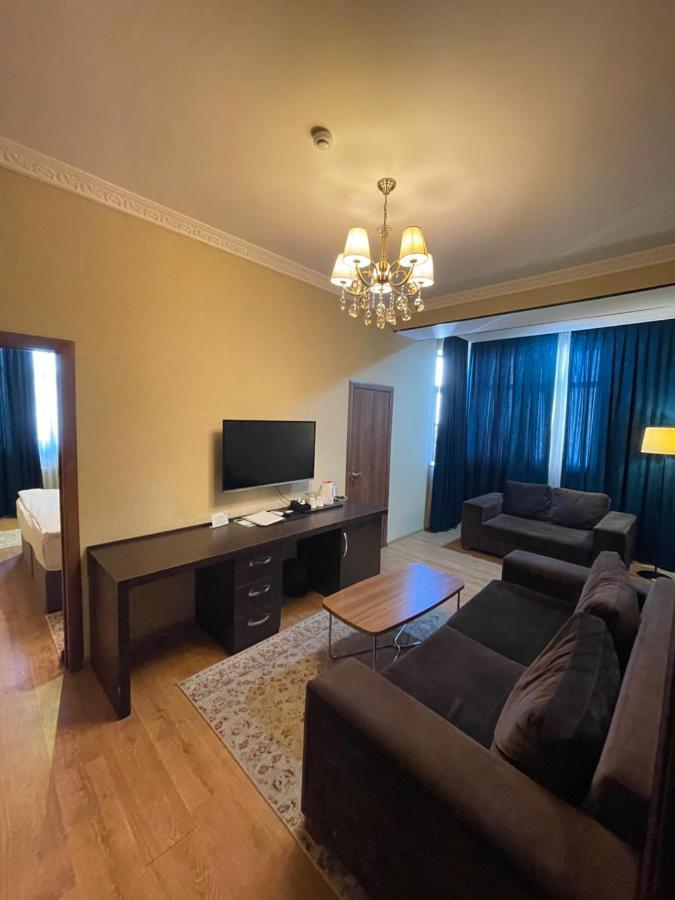Square Baku Hotel Екстер'єр фото
