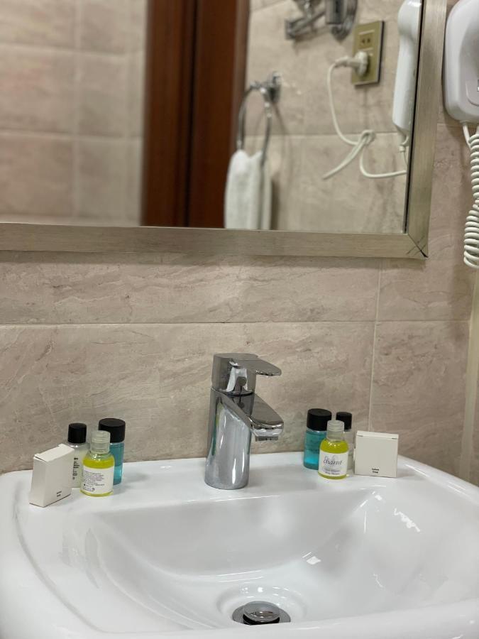 Square Baku Hotel Екстер'єр фото