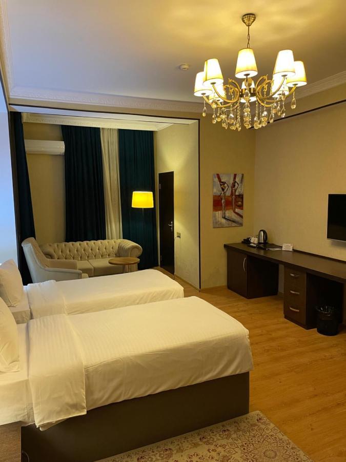 Square Baku Hotel Екстер'єр фото