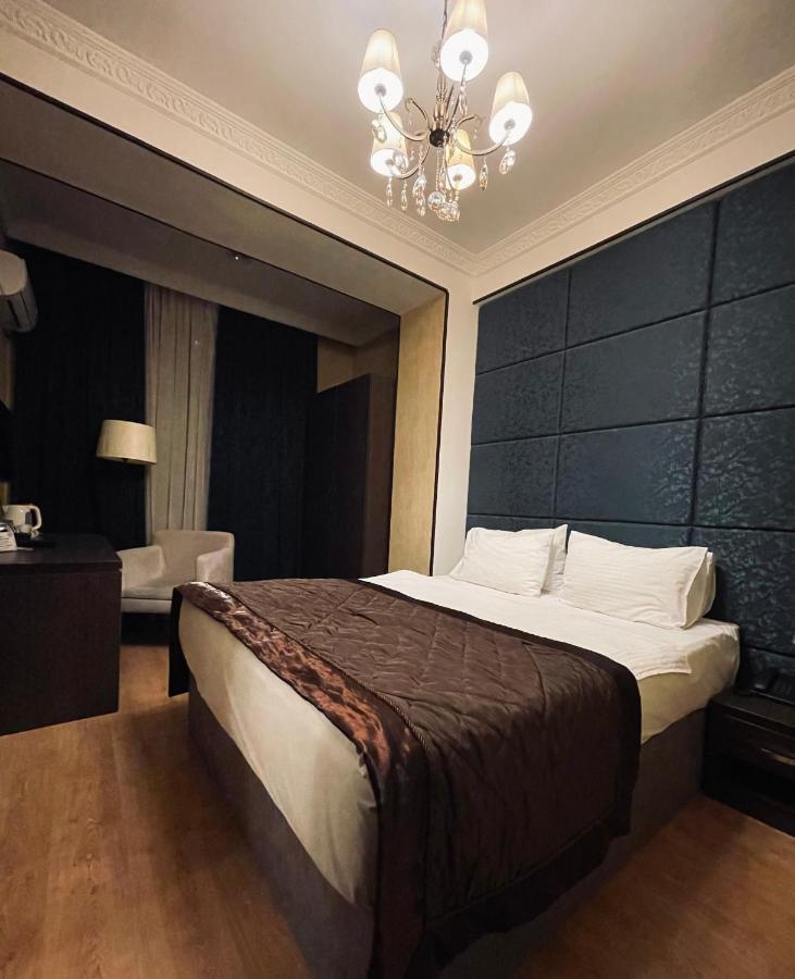 Square Baku Hotel Екстер'єр фото