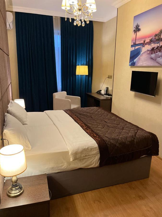 Square Baku Hotel Екстер'єр фото